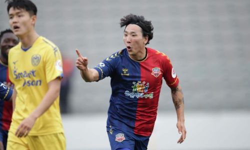 Soi kèo Chungnam vs Suwon, 16h30 ngày 24/5/2020 Giải Hạng 2 Hàn Quốc