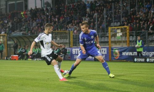 Soi kèo Miedz Legnica vs Legia Warsaw, 01h10 ngày 27/5/2020 Cup Quốc gia Ba Lan