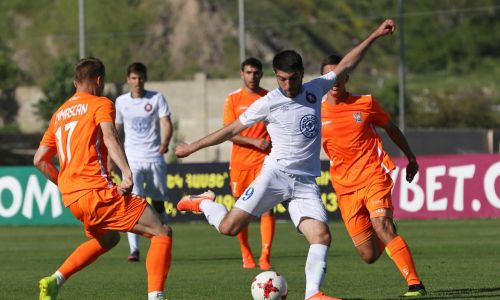 Soi kèo Pyunik vs Banants, 21h30 ngày 9/6/2020 Giải VĐQG Armenia