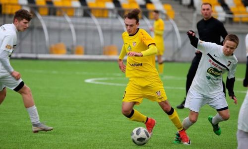 Soi kèo Shakhtyor Soligorsk vs Isloch Minsk, 00h00 ngày 4/5/2020 – Giải VĐQG Belarus