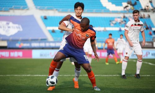 Soi kèo Busan IPark vs Sangju Sangmu, 17h00 ngày 6/6 – Giải vô địch quốc gia Hàn Quốc