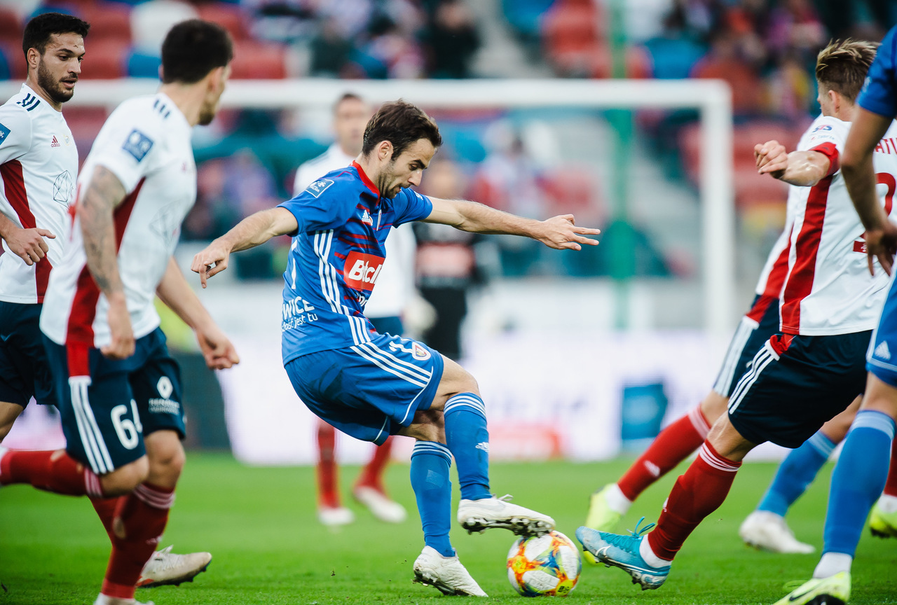 Soi kèo Piast Gliwice vs Gornik Zabrze