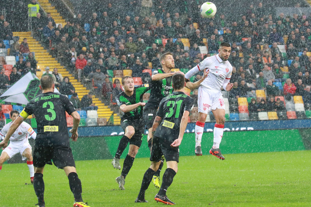 Soi kèo Pordenone vs Cosenza