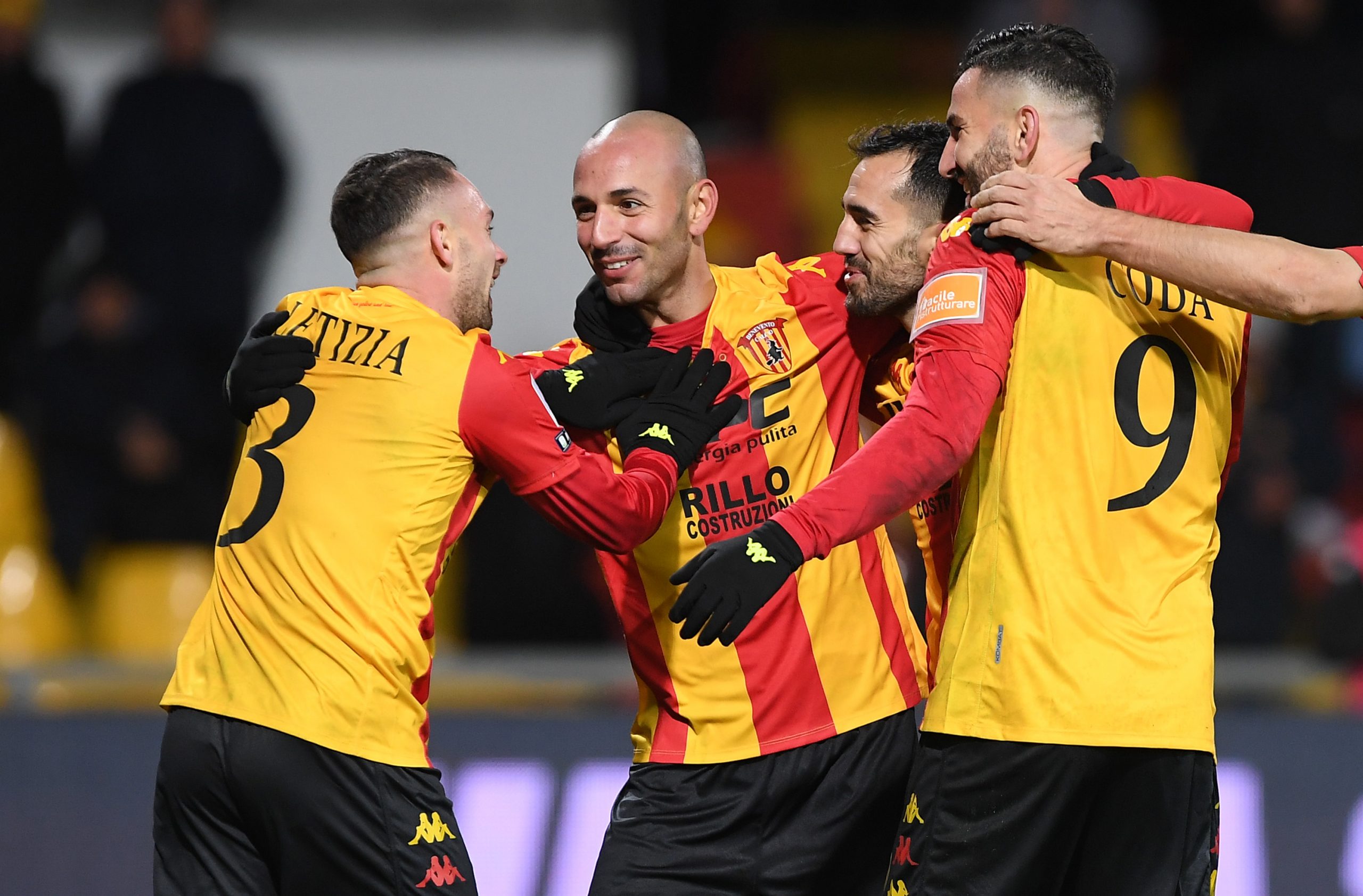 Soi kèo Crotone vs Benevento