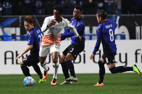 Soi kèo Nagoya Grampus vs Gamba Osaka