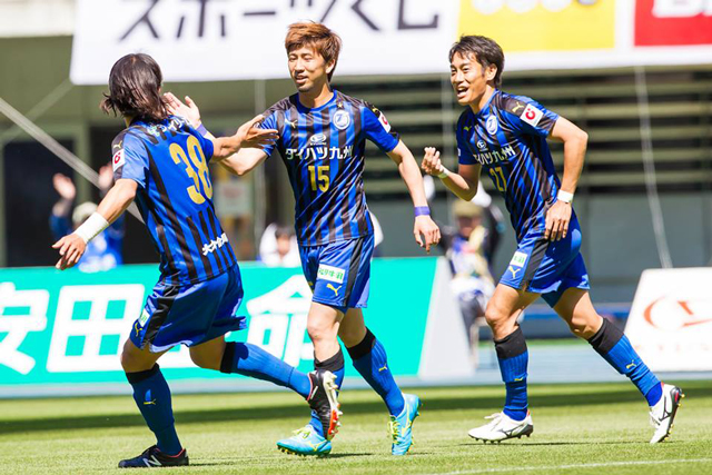 Soi kèo Nagoya Grampus vs Gamba Osaka