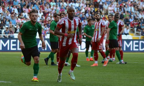 Soi kèo Sivasspor vs Denizlispor, 1h00 ngày 16/6/2020 - VĐQG Thổ Nhĩ Kỳ