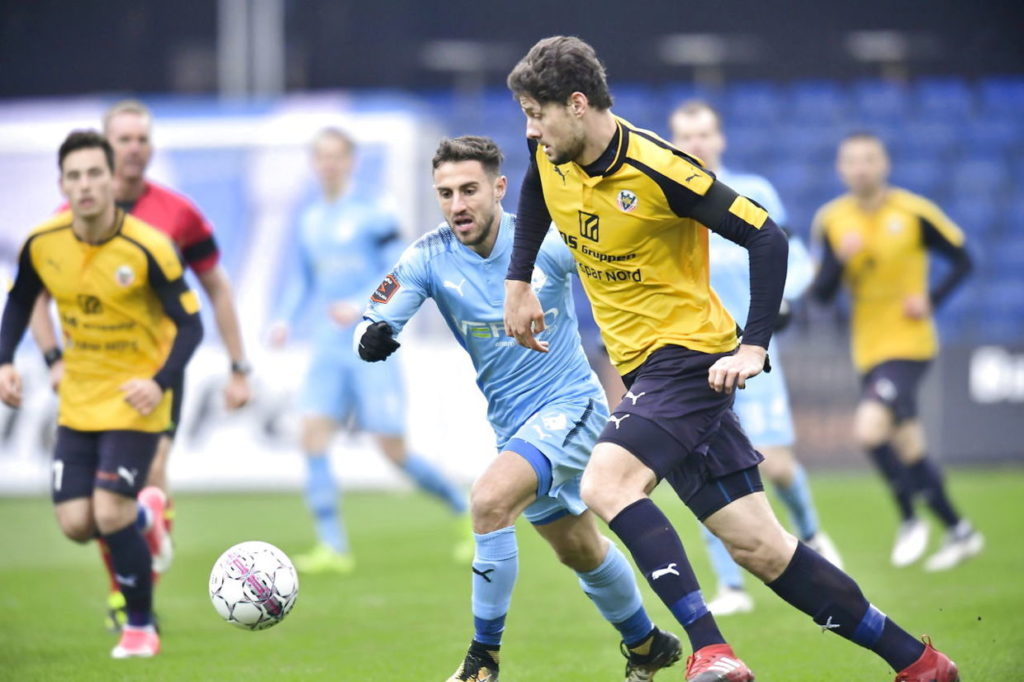 Soi kèo Esbjerg vs Horsens