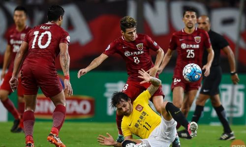 Soi kèo Guangzhou RF vs Guangzhou Evergrande, 19h00 ngày 30/07/2020 – giải Ngoại hạng Trung Quốc. 