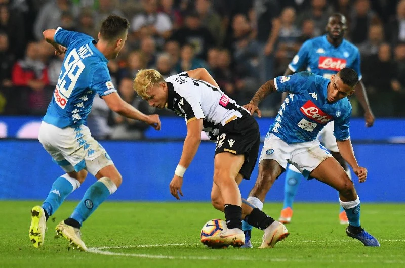 Soi kèo Napoli vs Udinese