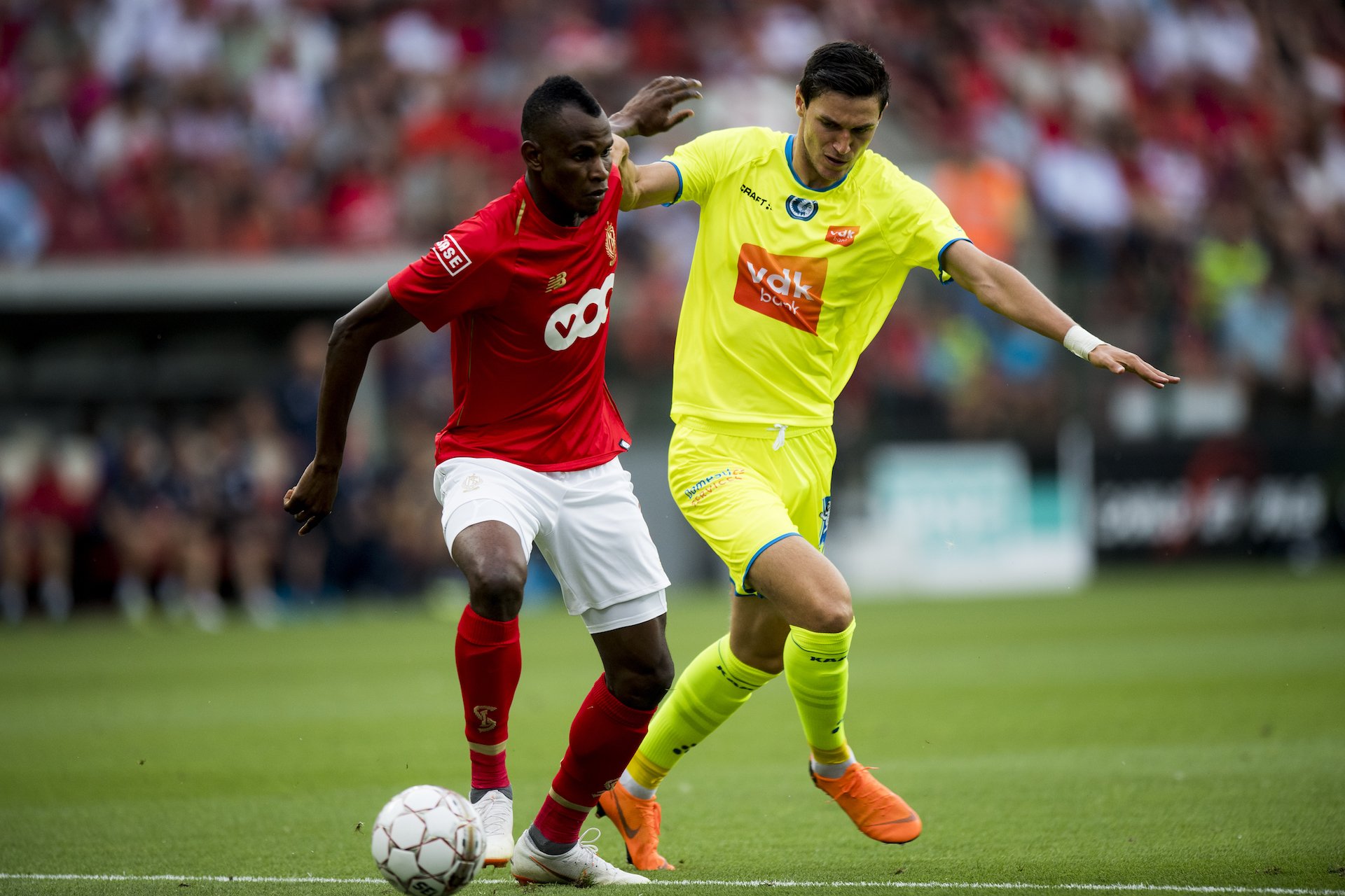 Soi kèo Beveren vs Standard Liege