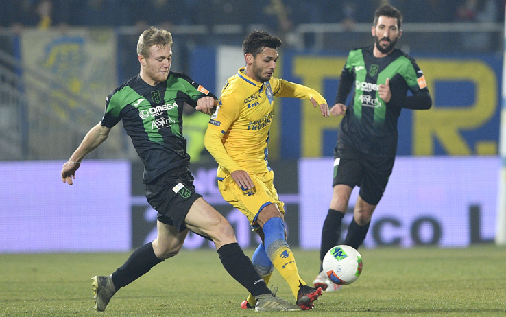 Soi kèo Frosinone vs Pordenone Calcio