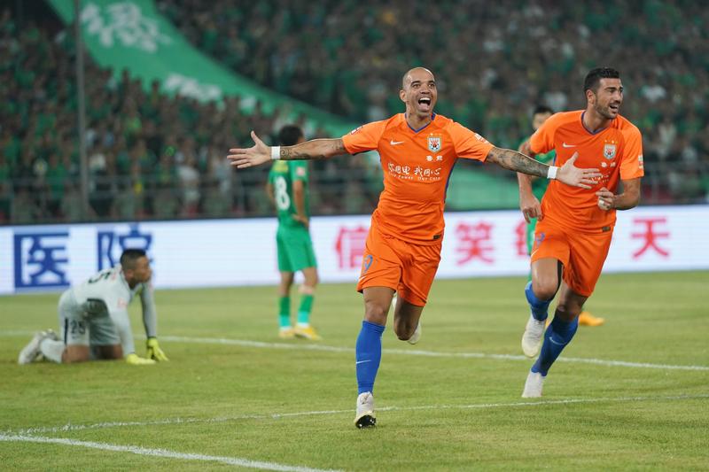 Soi kèo Guangzhou RF vs Shandong Luneng