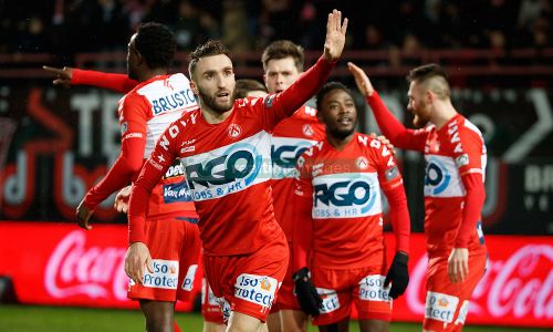 Soi kèo Standard Liege vs Cercle Brugge, 00h00 ngày 09/08/2020 – giải vô địch Bỉ.