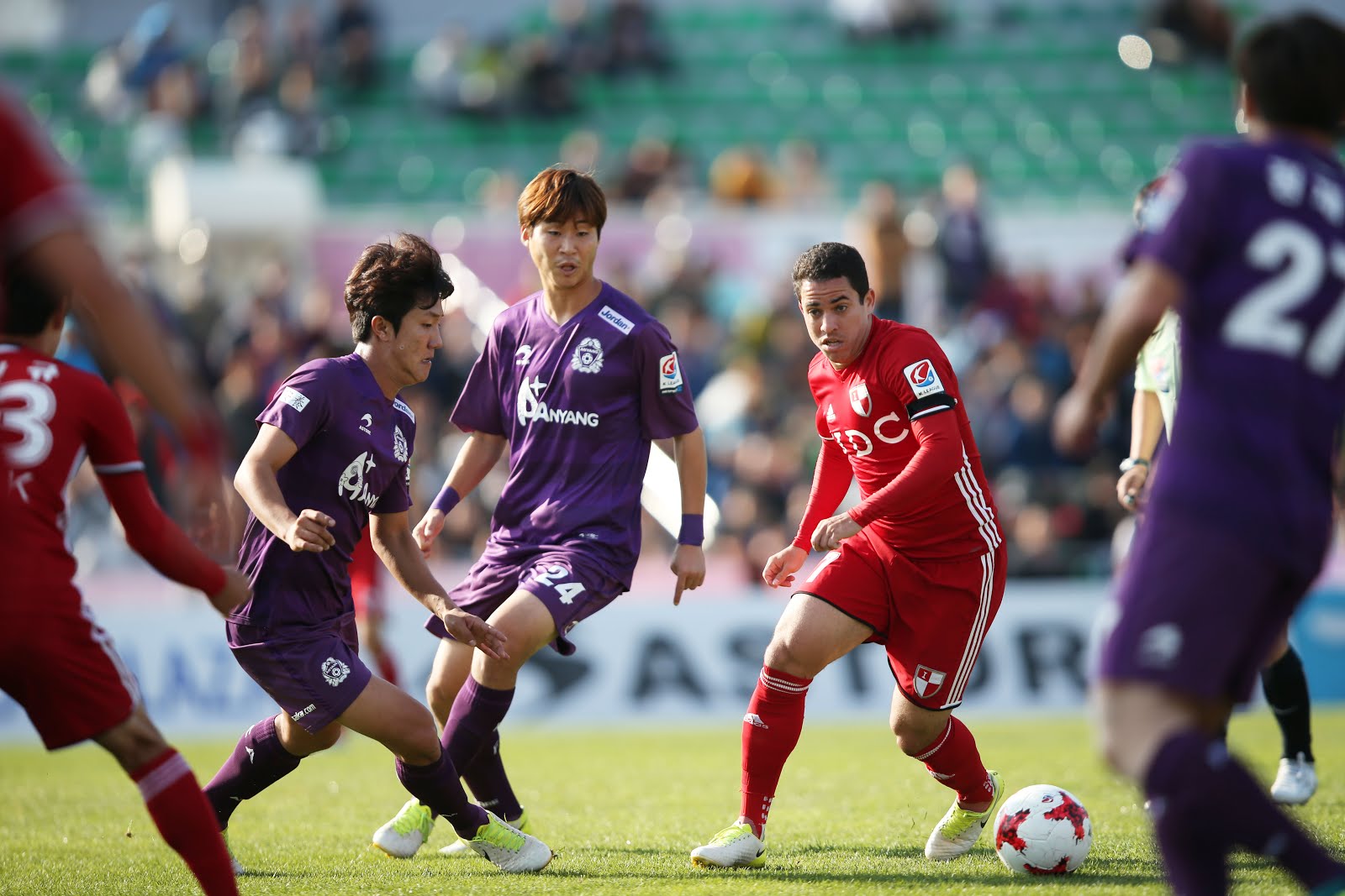 Soi kèo Suwon Bluewings vs Busan IPark