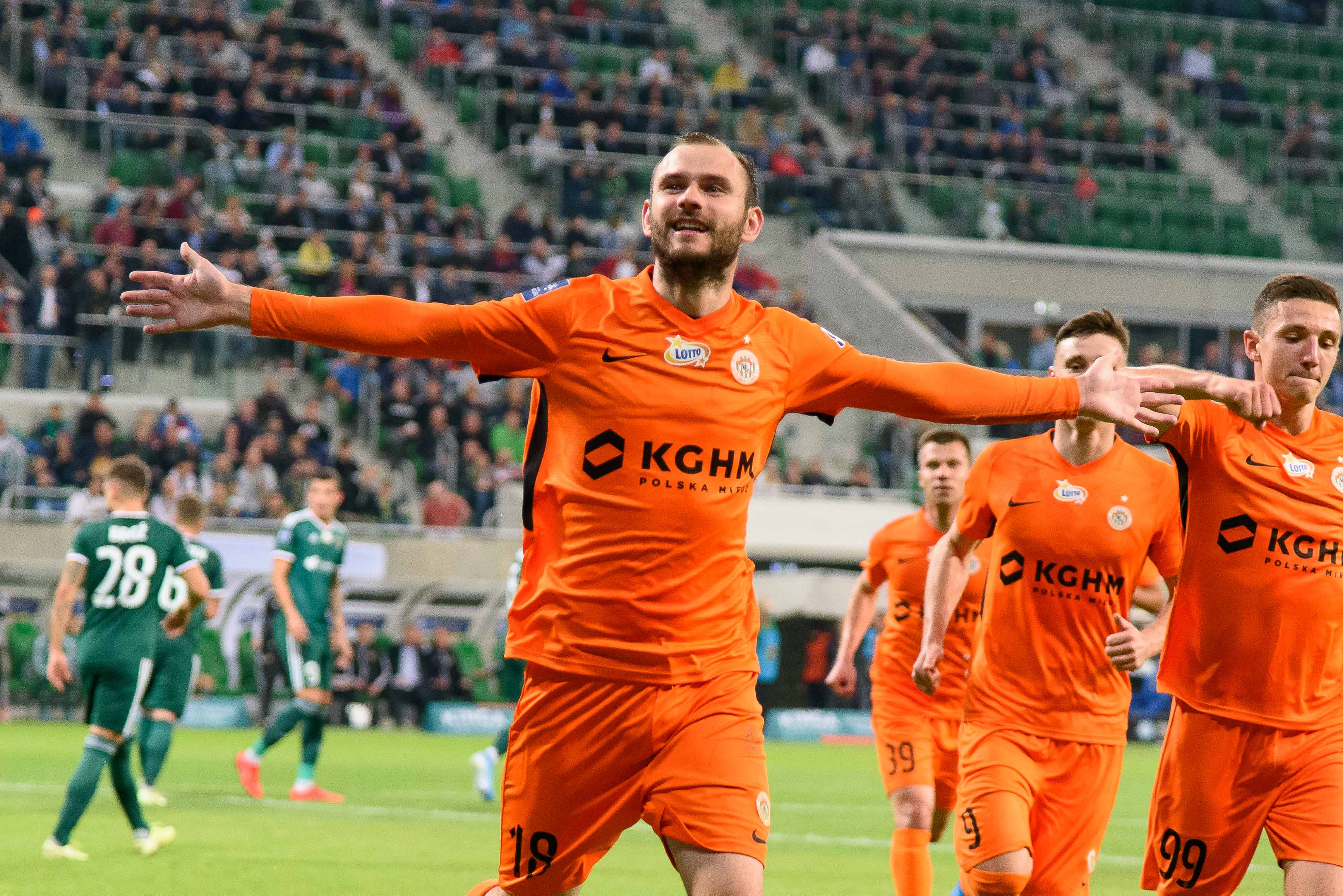 Soi kèo Zaglebie Lubin vs Warta Poznan