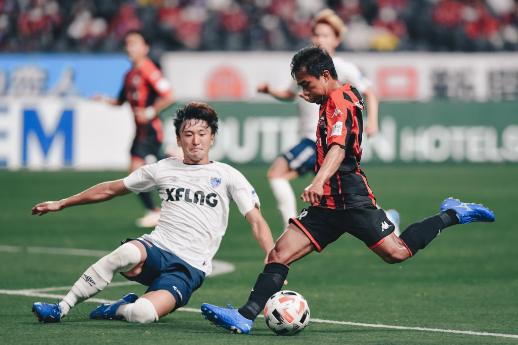 Soi kèo Consadole Sapporo vs Gamba Osaka