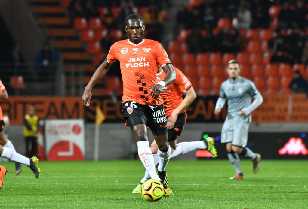 Soi kèo Lorient vs Lyon