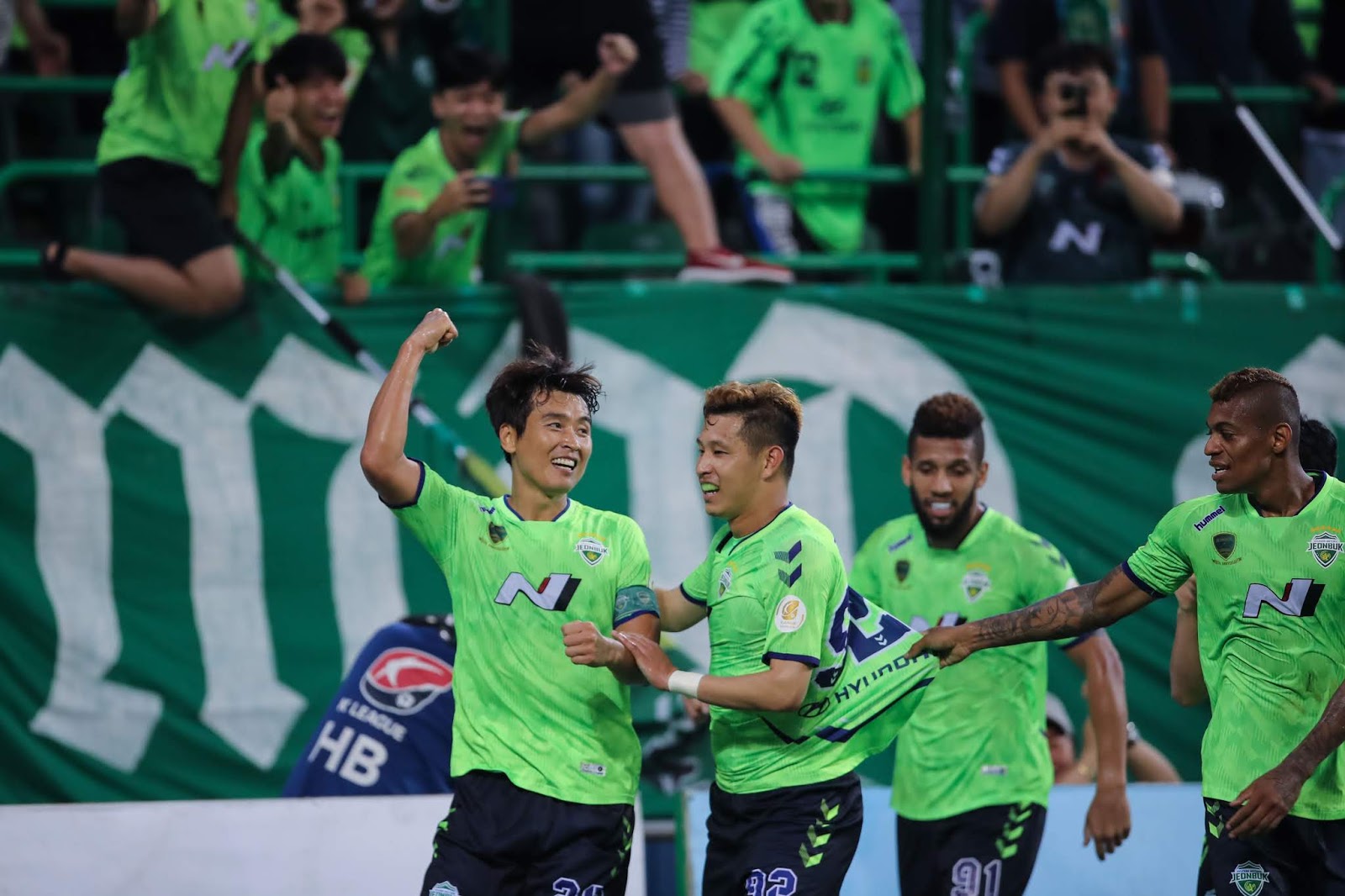 Soi kèo Seongnam vs Jeonbuk Motors