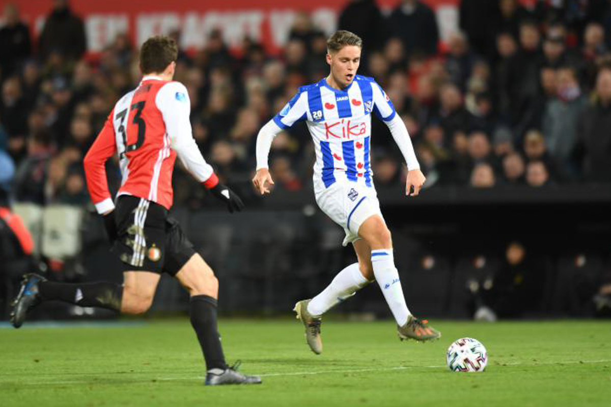 Soi kèo Heerenveen vs Feyenoord