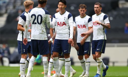 Soi kèo phạt góc Wycombe vs Tottenham ngày 26/1