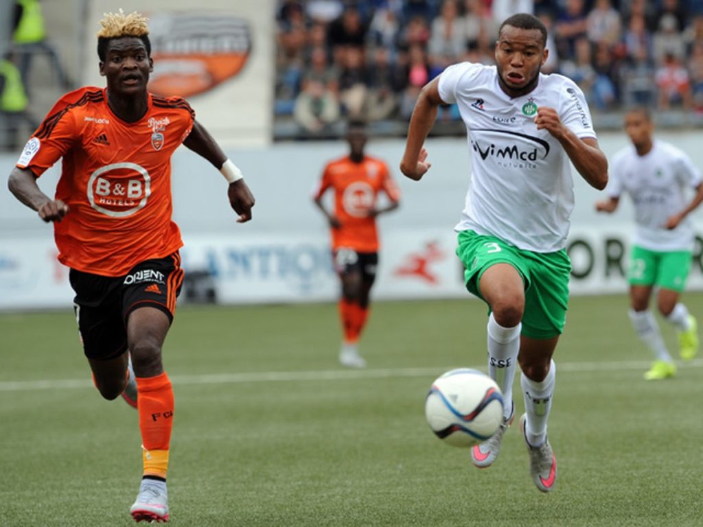 Soi kèo Lorient vs Saint Etienne