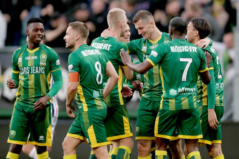 Soi kèo Willem II vs Den Haag