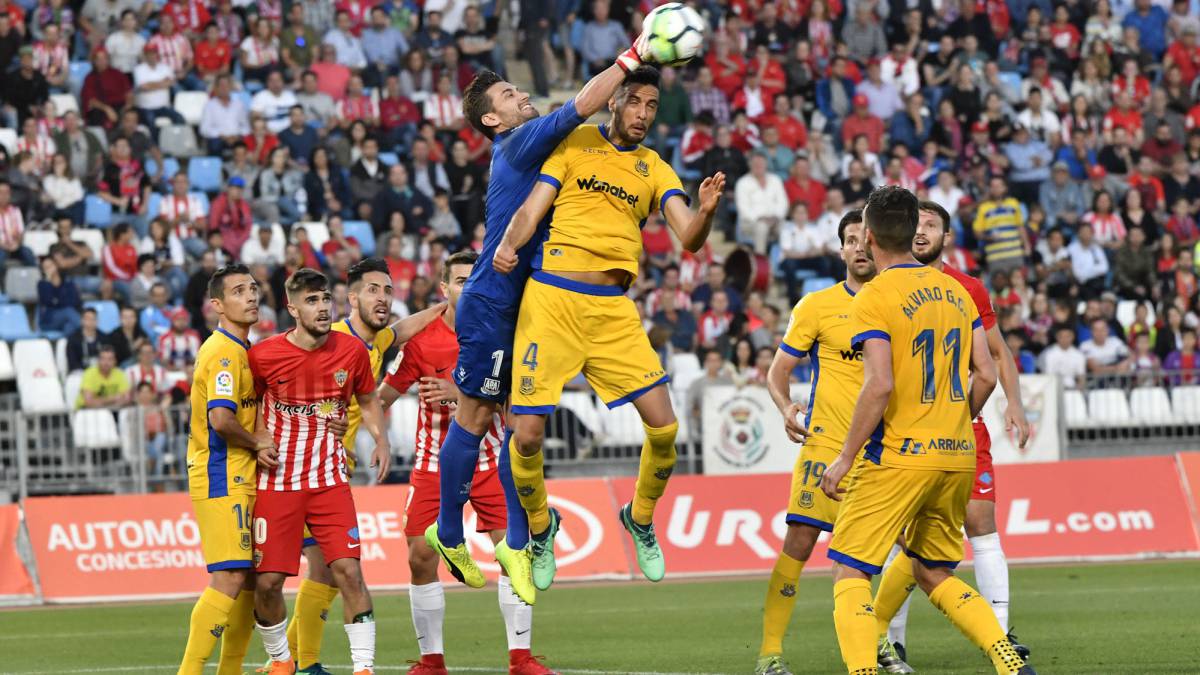 Soi kèo, dự đoán Almeria vs Alcorcon