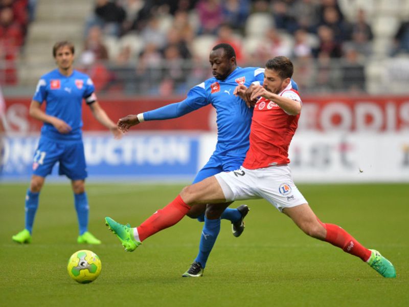 Soi kèo Clermont vs Chateauroux