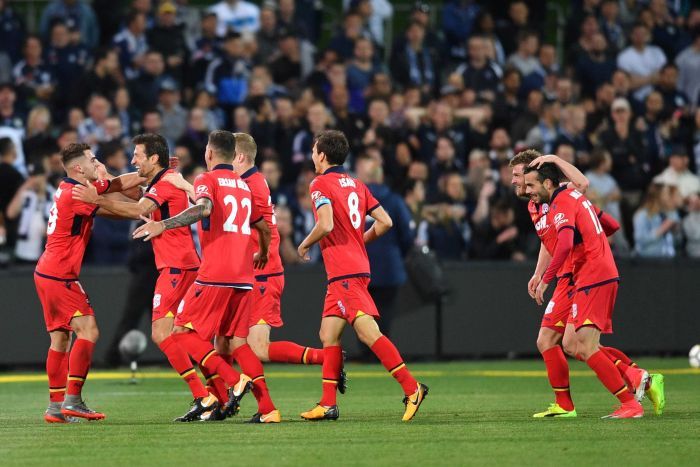 Soi kèo Adelaide vs Wellington Phoenix