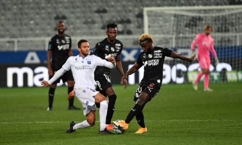 Soi kèo, dự đoán Clermont vs Amiens, 0h00 ngày 15/4 Giải hạng nhì Pháp | Vuasoikeo