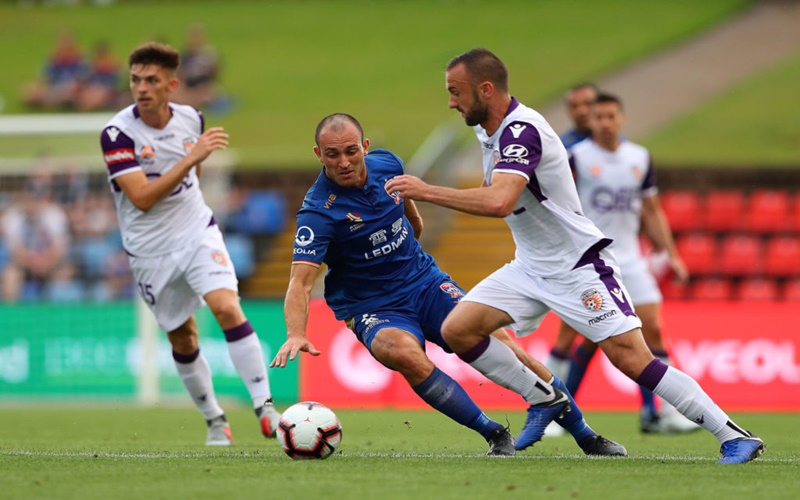 Soi kèo Newcastle Jets vs Perth Glory