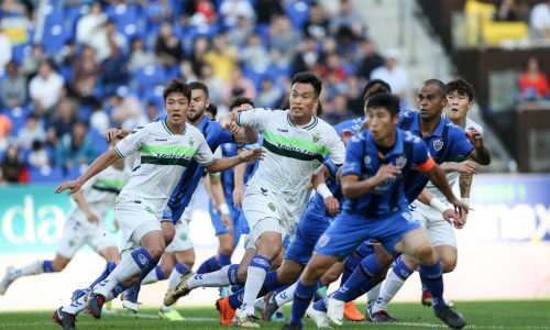 Soi kèo, dự đoán Ulsan Hyundai FC vs Jeonbuk Hyundai Motors, 17h00 ngày 21/4 VĐQG Hàn Quốc