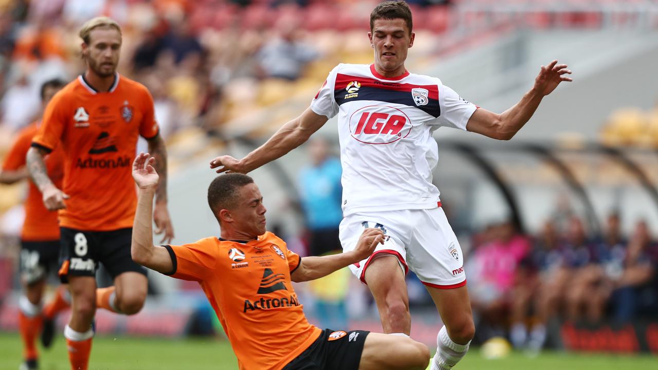 Soi kèo Adelaide vs Brisbane Roar