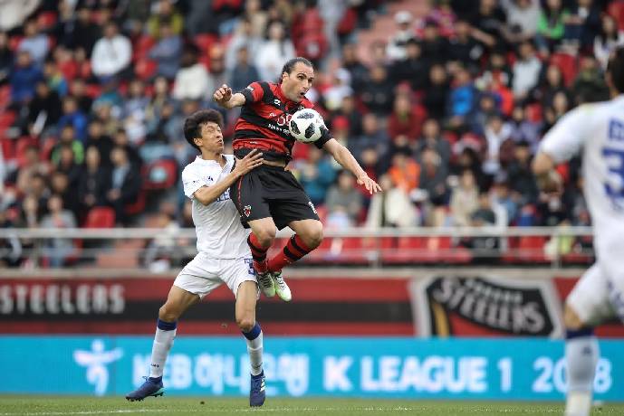 Soi kèo Suwon vs Pohang Steelers