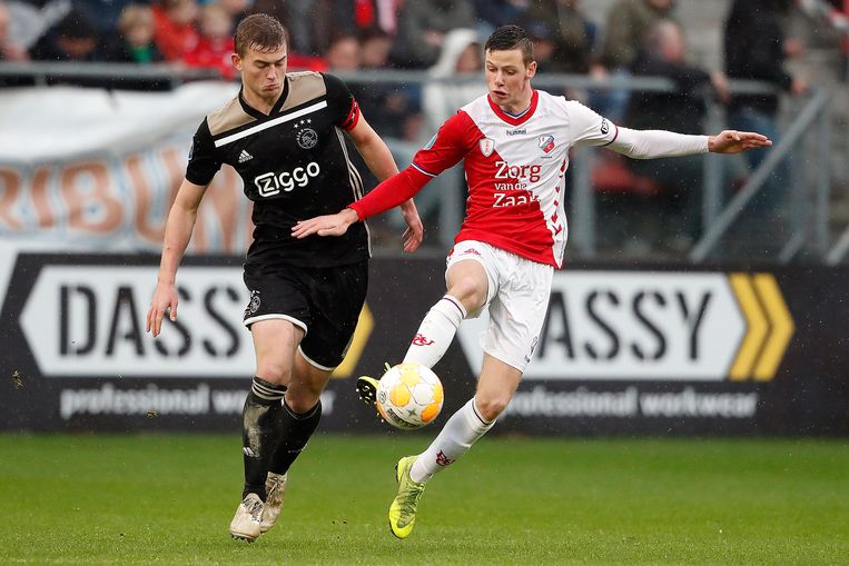 Soi kèo, dự đoán Ajax vs Utrecht