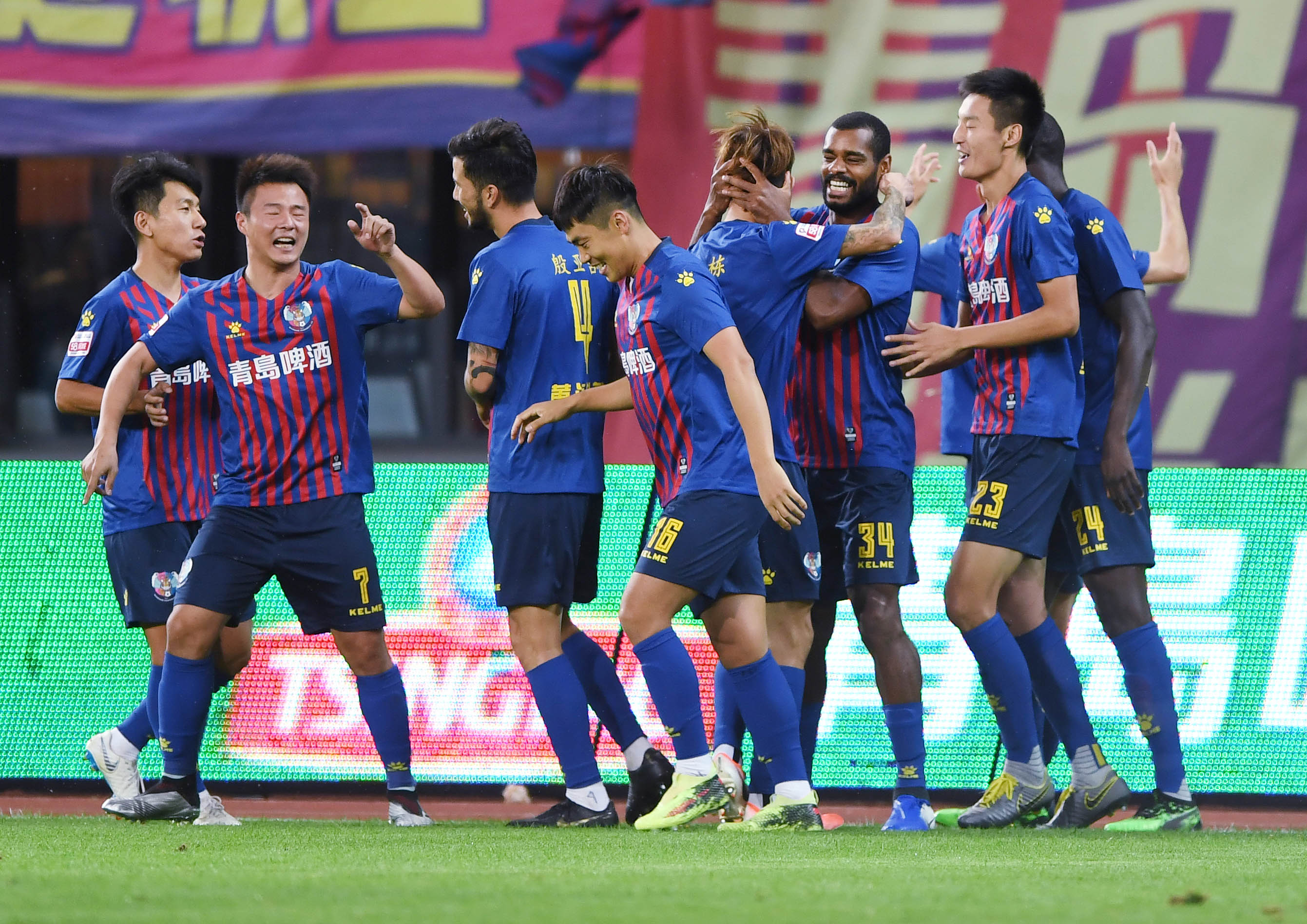 Soi kèo, dự đoán Qingdao vs Cangzhou