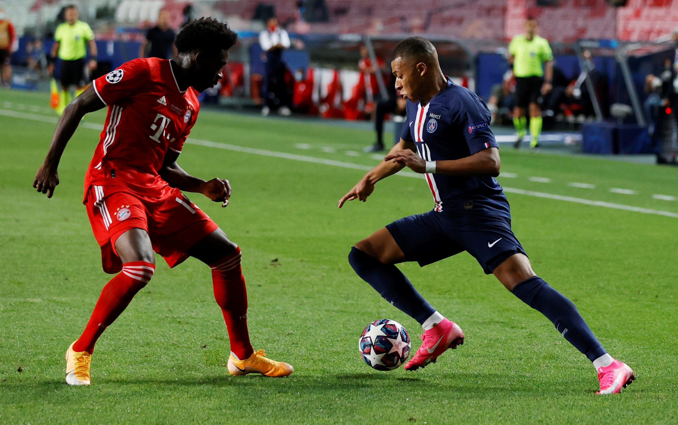 Soi kèo PSG vs Bayern