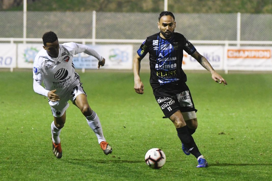 Soi kèo Pau vs Chambly