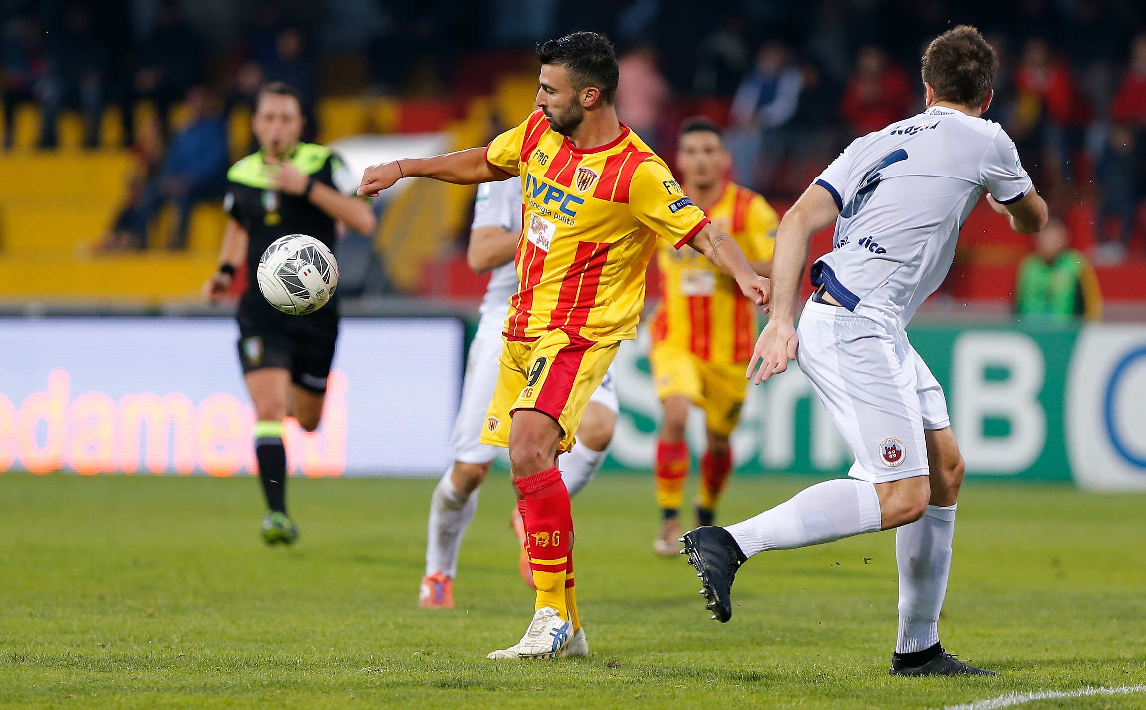 Soi kèo Benevento vs Livorno