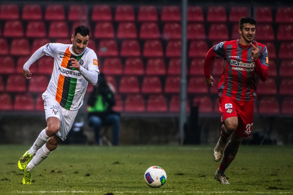 Soi kèo Venezia vs Juve Stabia