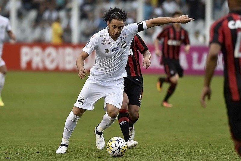 Soi kèo Santos vs Paranaense