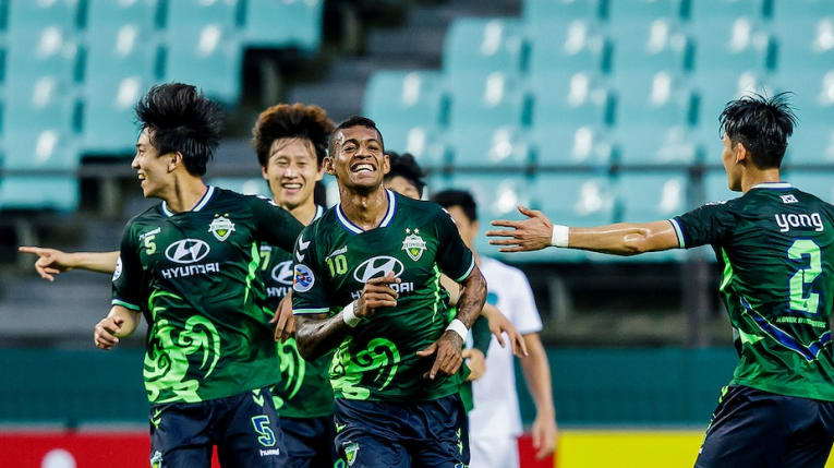 soi kèo Suwon FC vs Jeonbuk Hyundai Motors