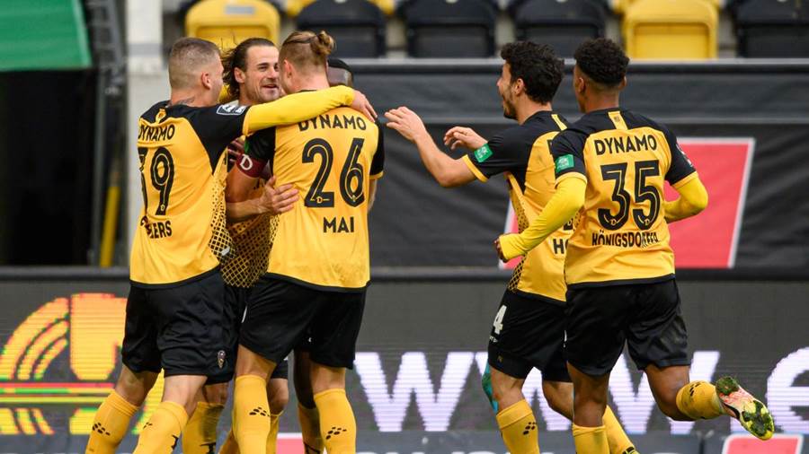 Soi kèo Dynamo Dresden vs Paderborn