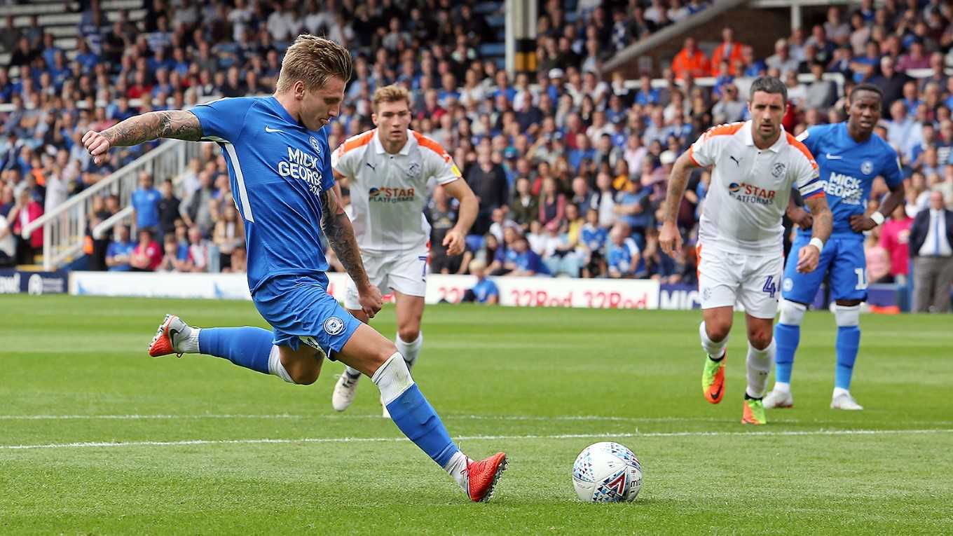 Soi kèo Luton vs Peterborough