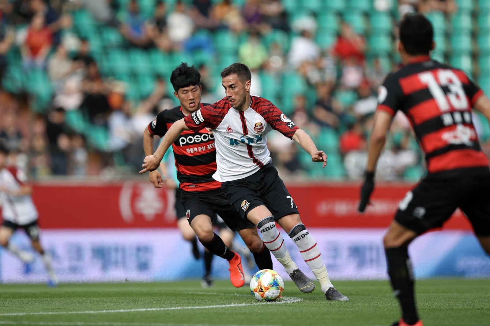 Soi kèo FC Seoul vs Pohang Steelers