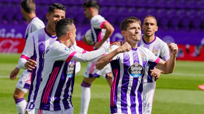 Soi kèo Burgos CF vs Real Valladolid