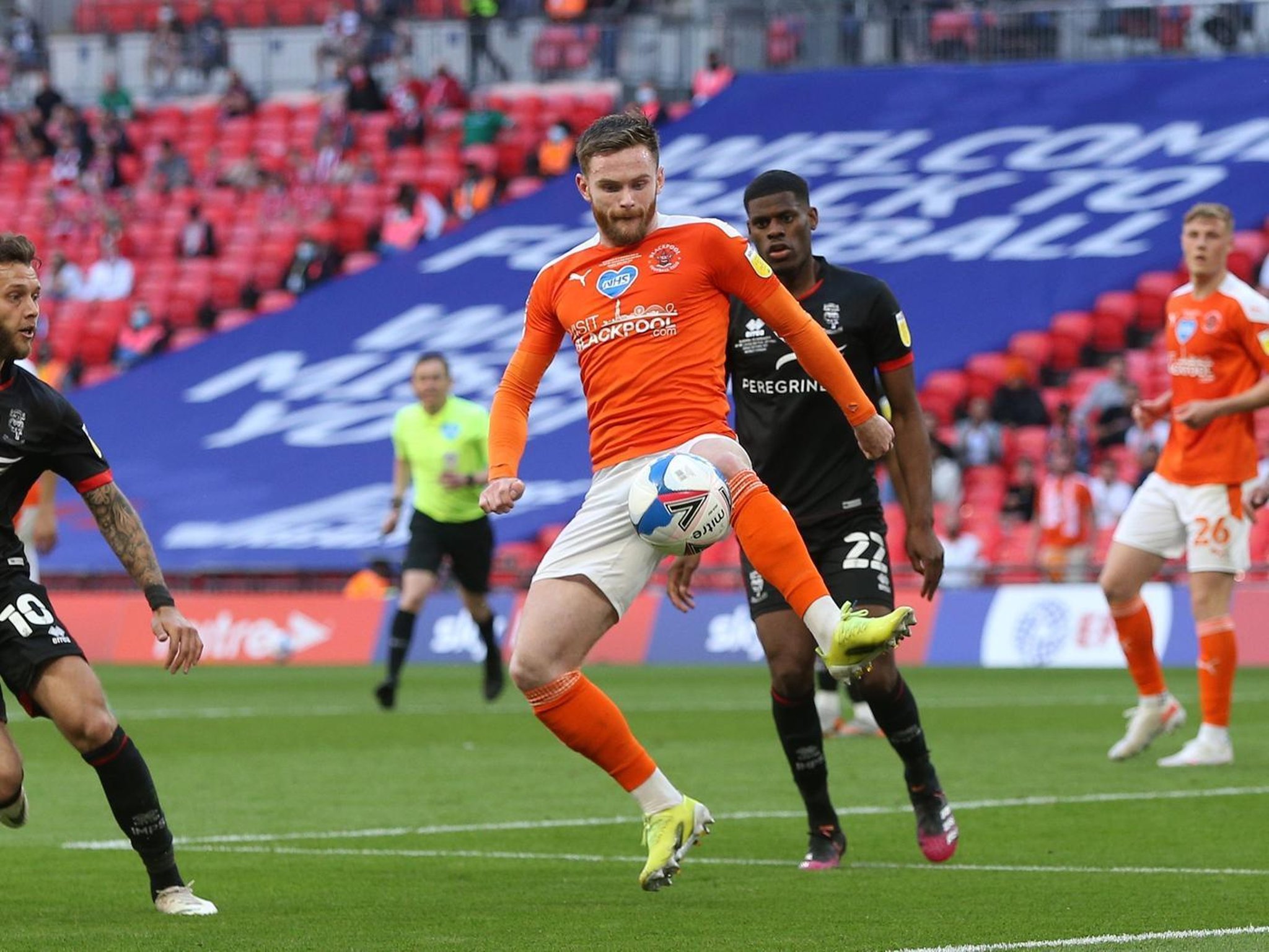 Soi kèo Blackpool vs Huddersfield