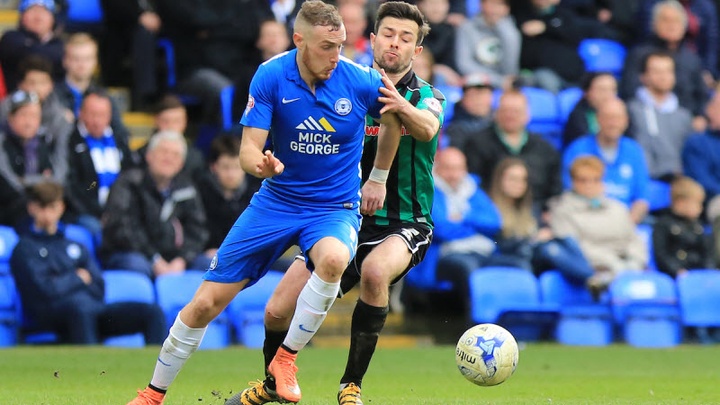 Soi kèo Reading vs Peterborough