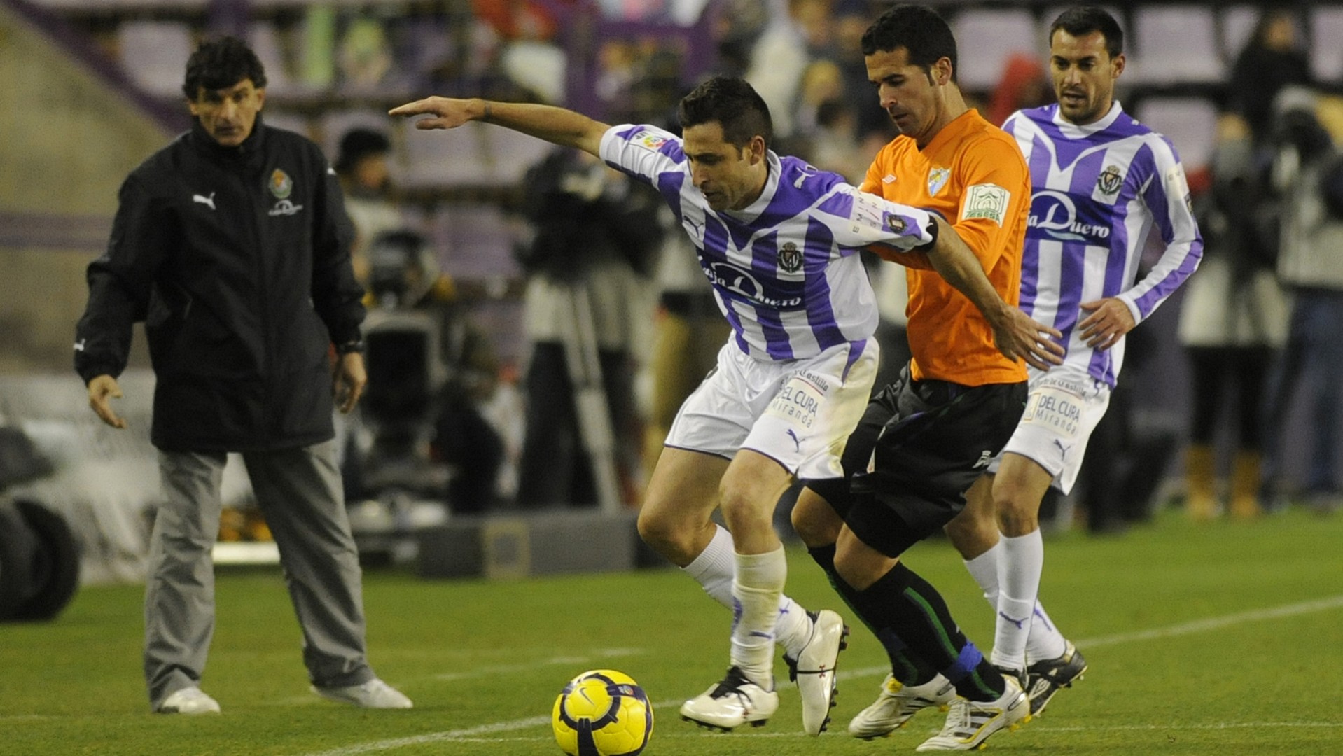 Soi kèo Real Valladolid vs Malaga